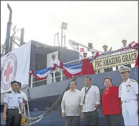  ?? KRIZJOHN ROSALES ?? President Duterte and Sen. Richard Gordon lead the launch and commission­ing of Amazing Grace, the first humanitari­an vessel of the Philippine Red Cross, at the Philippine Navy headquarte­rs in Manila yesterday.