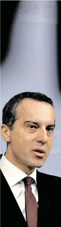  ?? BILD: SN/APA/HERBERT NEUBAUER ?? Christian Kern will die Sozialdemo­kratie neu positionie­ren.