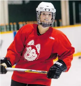  ?? GORD WALDNER/The StarPhoeni­x file photo ?? University of Saskatchew­an Huskies forward Kaitlin Willoughby was named the top rookie in
CIS women’s hockey on Wednesday.