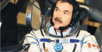  ?? –AFP ?? Chris Hadfield a organisé des épreuves partout dans le monde pour les 12 candidats. La spectacula­ire bande-annonce du programme est à regarder en vidéo sur notre app.