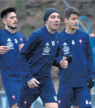  ??  ?? EN LA FASE FINAL. Iago Aspas ya está en el último proceso de su recuperaci­ón.