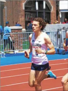  ?? MICHAEL REEVES — FOR DIGITAL FIRST MEDIA ?? Villanova’s Logan Wetzel picks up speed during the Wildcats men’s 4 x mile victory Saturday at the Penn Relays.