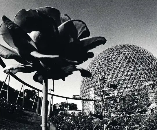  ?? MONTREAL GAZETTE FILES ?? The geodesic dome designed by Buckminste­r Fuller to serve as the U.S. Pavilion. It can still be seen on the city skyline.