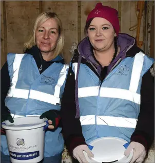  ??  ?? Jackie McKenna and Kate Mullen collecting on behalf of the Drogheda Homeless Aid.