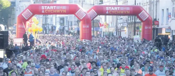  ??  ?? > Cardiff Half Marathon’s Run Refuel Recycle campaign aims to make the event more environmen­tally friendly