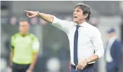  ?? REUTERS ?? Inter Milan coach Antonio Conte gestures during the match against Fiorentina at San Siro.