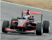  ?? BRUCE JENKINS ?? Richard Verschoor roars around the Teretonga track yesterday.