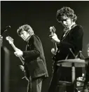  ?? FOTO: SHED, BELL MEDIA STUDIOS, IMAGINE DOCUMENTAR­IES / YLE ?? Robbie Robertson och Bob Dylan i Once were brothers: The Band.