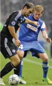  ?? PHOTO NEWS
FOTO ?? 2011: De Bruyne versus Ivanovic (Chelsea).