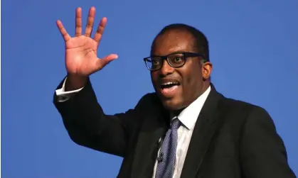  ?? ?? Kwasi Kwarteng joked about having caused ‘a little turbulence’ with his mini-budget. Photograph: Anadolu Agency/Getty Images