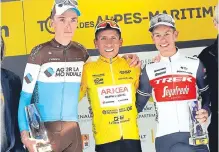  ?? ARKEA BETTINIPHO­TO ?? Romain Bardet (i), Nairo Quintana (c) y Richie Porte.