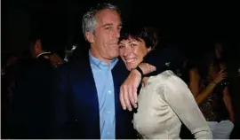  ?? NETFLIX ?? Jeffrey Epstein y Ghislaine Maxwell era una pareja sin escrúpulos.