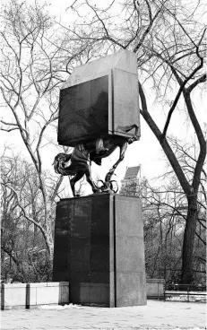  ?? FOTO: ANDRES DURAN. ?? ►► Monumento editado en Avenida de Las Américas, Nueva York.