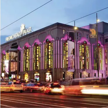  ?? Foto: imago ?? Der Friedrichs­tadtpalast streitet mit einem ehemaligen Mitarbeite­r um die Auszahlung seines Gehalts.