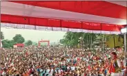  ??  ?? Kailash Vijayvargi­ya addresses a rally organised by the Matua community in North 24 Parganas district.