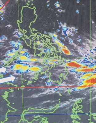  ??  ?? Forecaster­s in the Philippine­s say Mangkhut could maintain the strength of a super typhoon when it hits land.