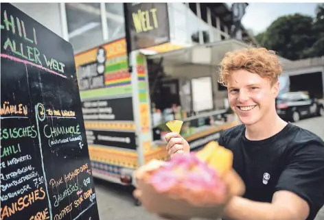  ?? RP-ARCHIVFOTO: RALPH MATZERATH ?? Lukas Heimbach ist gebürtiger Mettmanner und war mit seinem Foodtruck auch schon auf dem Heimatfest.