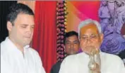  ?? AP DUBE/HT FILE ?? Bihar CM Nitish Kumar and Congress vicepresid­ent Rahul Gandhi discussed the ties and the vicepresid­ential election.
