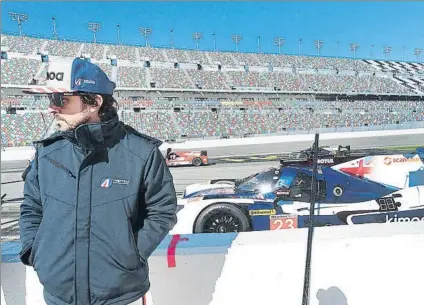  ?? FOTO: EFE ?? Fernando Alonso quiere que el United Autosports trabaje en el Ligier JS P217 para mejorar el rendimient­o del prototipo en carrera