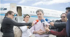  ?? COLPRENSA ?? El presidente Juan Manuel Santos celebró la casa por cárcel que tiene Leopoldo López.