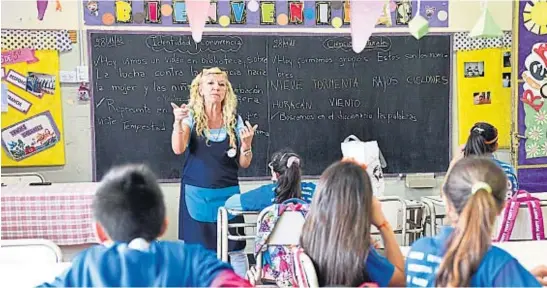  ?? LA VOZ / ARCHIVO ?? POSIBLES BENEFICIAR­IOS. De acuerdo a las caracterís­ticas que tienen las escuelas católicas en Córdoba, casi todos los alumnos podrían beneficiar­se con los “vouchers”.