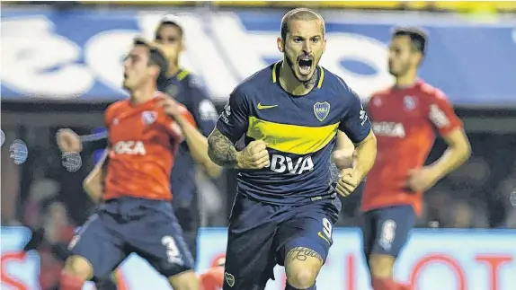  ?? TÉLAM ?? Determinan­te, Darío Benedetto demostró ser el líder del Boca puntero en el torneo de Primera.