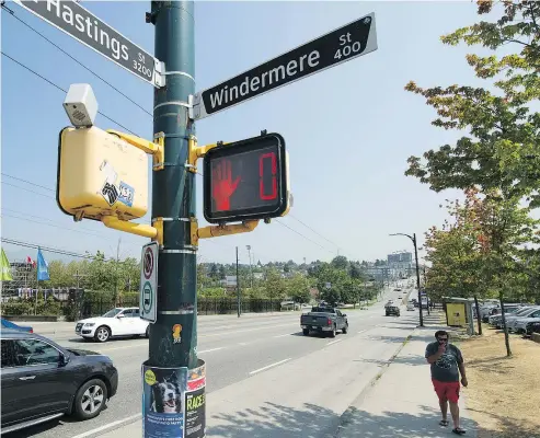  ?? ARLEN REDEKOP ?? On July 15, a man was pushed into traffic in front of the bus stop near East Hastings and Windermere.