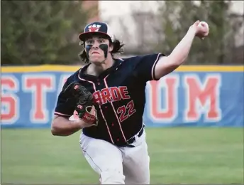  ?? Pete Paguaga / Hearst Connecticu­t Media ?? Fairfield Warde’s Zach Broderick pitches against Westhill at Cubeta Stadium in Stamford on April 29.