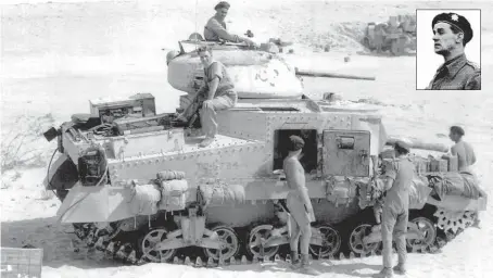  ?? (ve výřezu) byl za války třikrát raněn. Na hlavním snímku střední tank Grant britského pluku Royal Scots Greys za bojů v severní Africe (1942). FOTO VHÚ ?? Bohuslav Novotný