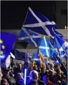  ?? AFP ?? Escoceses partidario­s de seguir en la UE lo expresaron así en Edimburgo en el 2020.