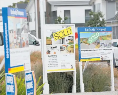  ?? Photo / File ?? Young Aucklander­s are finding ways to get on the property ladder.