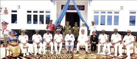  ??  ?? Chief of Naval Staff, Vice Admiral Awwal Gambo ( fifth left), Abia State Governor, Okezie Ikpeazu ( middle) and his Imo State counterpar­t, Hope Uzodimma ( fifth right) with some senior officers and invited guests during the commission­ing of Central Bank of Nigeria Projects at Nigerian Navy Finance and Logistics College in Owerrinta… yesterday