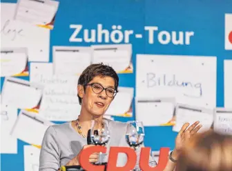  ?? FOTO: CHRISTIAN FLEMMING ?? CDU-Generalsek­retärin Annegret Kramp-Karrenbaue­r zu Gast in Konstanz.