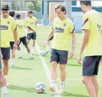  ?? FOTO: FCB ?? Ivan Rakitic, en un rondo de la sesión de ayer