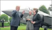  ?? BLOOMBERG ?? Trump with Lockheed Martin CEO Marillyn Hewson.