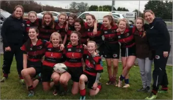  ??  ?? The Arklow under-14 girls, who recorded a great win in Enniscorth­y.