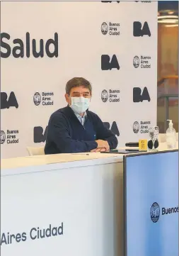  ?? NA ?? VIERNES. Fernán Quirós hizo el anuncio en conferenci­a de prensa.