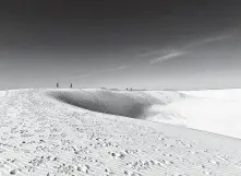  ??  ?? The Alkali Flat Trail is the longest and most strenuous at White Sands. Hikers must follow the blazes, as there is no exact trail.