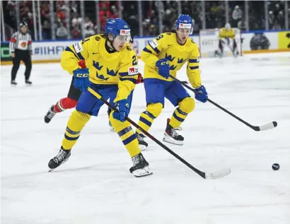  ?? BILDER: FREDRIK SANDBERG ?? Jonatan Berggren och Leo Carlsson (i förgrunden) i samarbete.