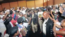  ??  ?? Inkatha Freedom Party leader Chief Mangosuthu Buthelezi larriving at Meadowland­s community hall Soweto to address his following during the commemorat­ion of the 40 Anniversar­y of the June 16 1976 students uprisings.