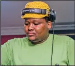  ?? ?? DJ Ndabezitha wepiano