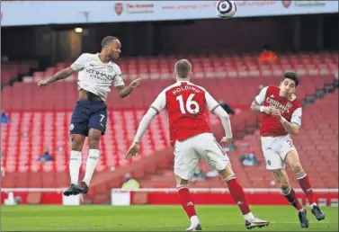  ??  ?? Sterling anota el único tanto del partido ante el Arsenal.