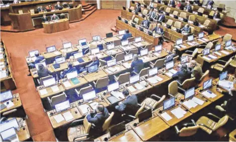  ?? FOTO: REINALDO UBILLA/ ARCHIVO ?? ►► La sala de la Cámara de Diputados, en Valparaíso.