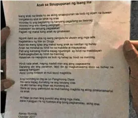  ?? —MARIEJO RAMOS ?? HEARTFELT At the Resbak event on Saturday, Nanette Castillo (left) delivers an emotional monologue about her son, Aldrin, who was killed by motorcyle-riding men in 2017. Normita Lopez meanwhile holds on to the poem, “Anak sa Sinapupuna­n ng Isang Ina,” (right) that she wrote for her son, Djastin, whowas also shot in 2017, by the police. Art and creativity, said Resbak, helps people cope with their grief.