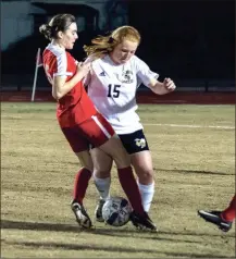  ?? TIM GODBEE / For the Calhoun Times ?? Calhoun’s Jenna Santori battles for possession of the ball with a Rome defender during Thursday’s game.