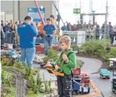  ?? FOTO: MESSE ?? Modellbahn-Anlagen fasziniere­n auch die kleinen Besucher.