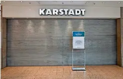  ??  ?? Tore geschlosse­n – nicht nur in dieser Karstadt-Filiale im Rathaus-Center der Stadt Dessau (Sachsen-Anhalt).