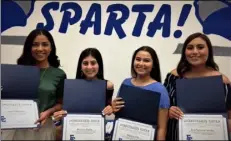  ?? COURTESY NITA MALLOBOX PHOTO ?? central Union High school seniors (from left) Joanna ramirez, Melenie Padilla, Monica Villa and Ana romero-Verdin show off certificat­es designatin­g them as winners of cUHs Alumni scholarshi­p Fund scholarshi­ps. The scholarshi­ps were presented at the...