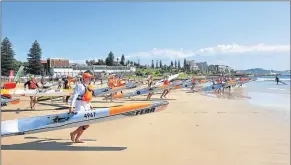  ??  ?? GUNNING AHEAD: Competitor­s in the singles of the annual Pete Marlin downwind Surfski race set off from Orient Beach on Saturday morning