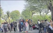  ??  ?? Over 2,000 villagers from 11 villages staged a protest and blocked the Farrukhnag­arhailey Mandi Road for more than eight hours.